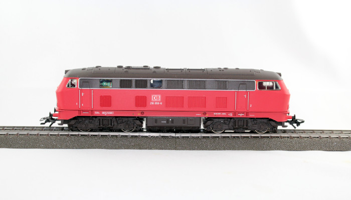 Baureihe 216 059-6 von Märklin